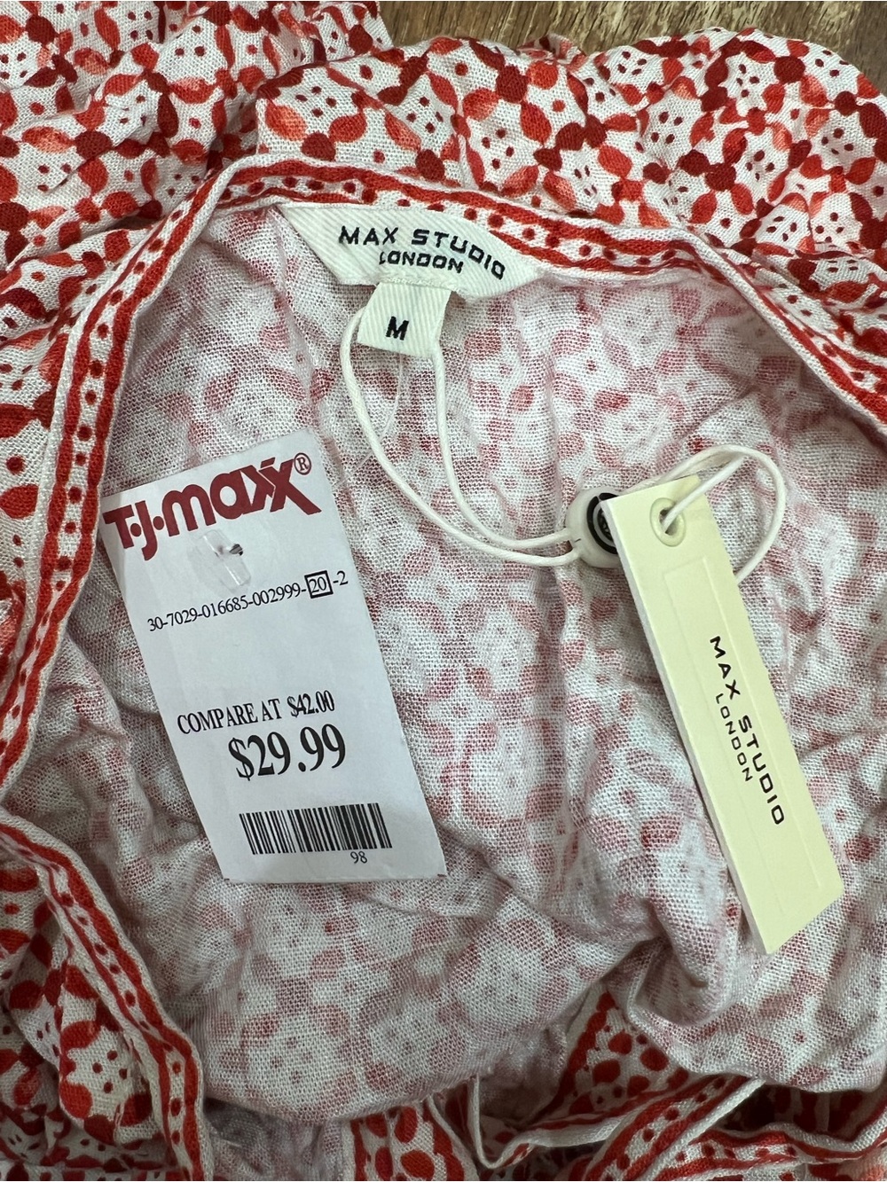 Max Studio Rust Printed V‑Neck Dress - Picture 5 of 7